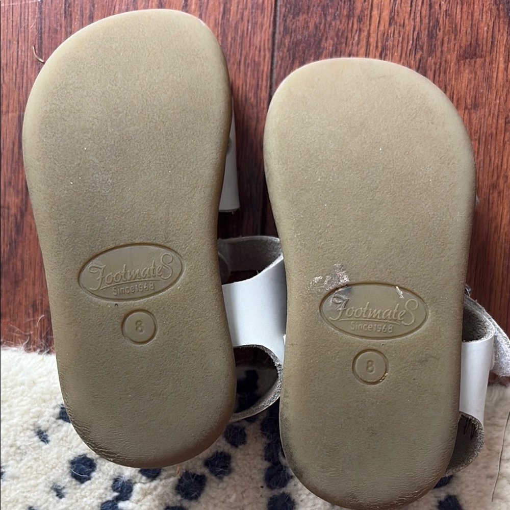 Footmates Kids White Sandals - Picture 6 of 6